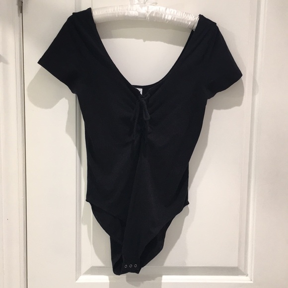 🖤black VS PINK tie up body suit 🖤 - Picture 2 of 8